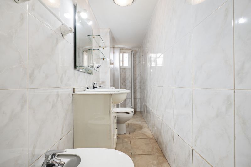 Bathroom Floor and Wall Tiles